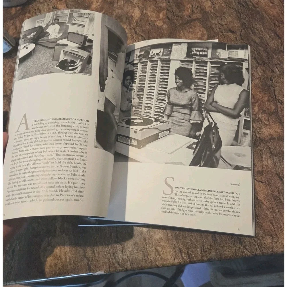 Life Magazine Lot 09/09/16 - Muhammad Ali A Life In Pictures & Ali The Greatest